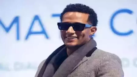 "كان هيديه على عنيه".. محمد رمضان يعلق على فيديو خالد سرحان مع "Chat GPT"