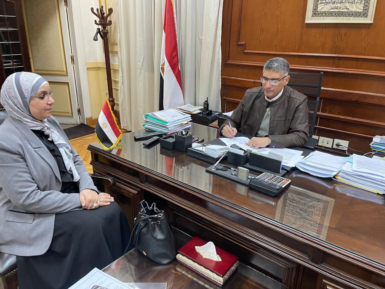 محافظ الجيزة: استمرار العمل بمكاتب صحة الطالبية ونكلا والصف على مدار 24 ساعة 3 محافظ الجيزة: استمرار العمل بمكاتب صحة الطالبية ونكلا والصف على مدار 24 ساعة