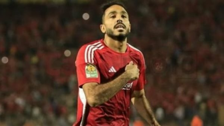 شوبير يكشف سبب استبعاد كهربا من قائمة الأهلي لمواجهة ستاد أبيدجان