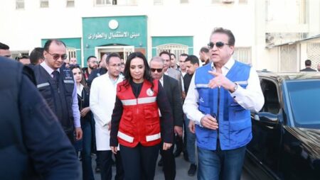 وزير الصحة يتفقد مستشفى العريش ويوجه بسرعة تسليم مبنى الغسيل الكلوي