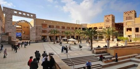 «أوراسكوم كونستراكشون» تنفذ أعمال بناء وتوسع في الجامعة الأمريكية بالقاهرة