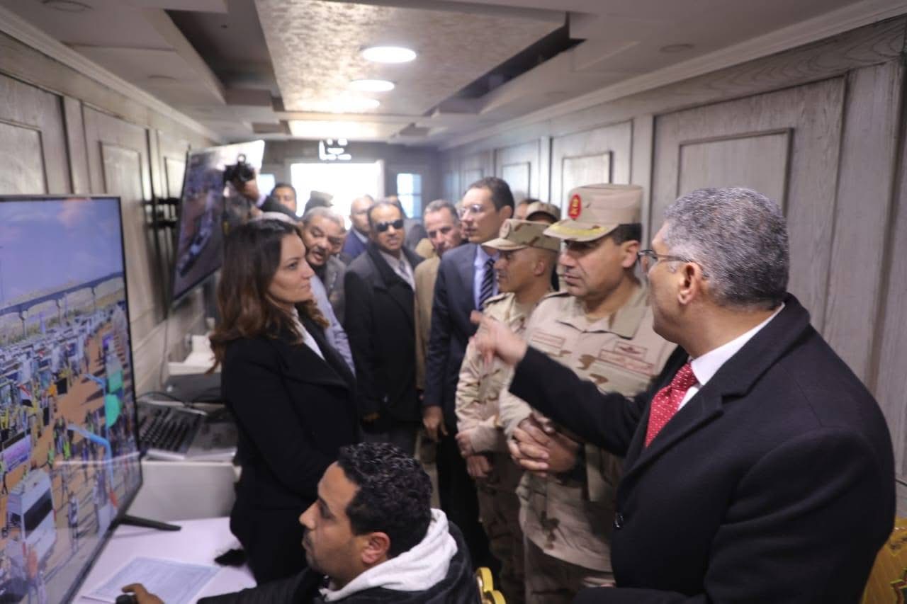 بالصور.. محافظ الجيزة يشهد التدريب العملي المشترك لمجابهة الأزمات والكوارث 4 بالصور.. محافظ الجيزة يشهد التدريب العملي المشترك لمجابهة الأزمات والكوارث