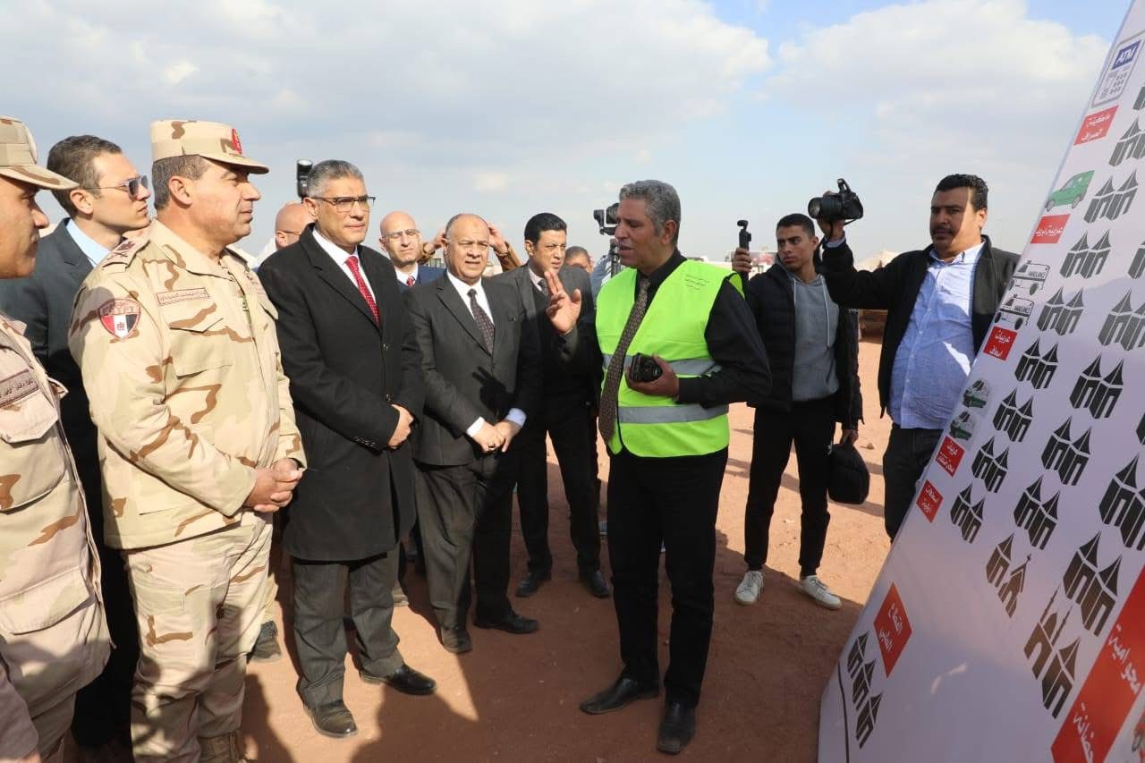 بالصور.. محافظ الجيزة يشهد التدريب العملي المشترك لمجابهة الأزمات والكوارث 2 بالصور.. محافظ الجيزة يشهد التدريب العملي المشترك لمجابهة الأزمات والكوارث