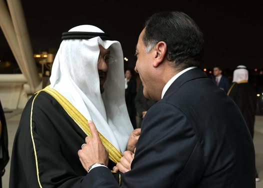 رئيس الوزراء يصل الكويت في زيارة رسمية لتعزيز التعاون المشترك