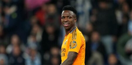 تقارير: فينيسيوس يشتكي ثنائي ريال مدريد لـ أنشيلوتي