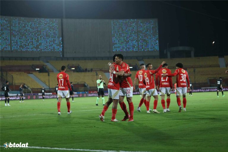 فيديو | قطار الأهلي يتخطى محطة بتروجيت ويتصدر الدوري المصري