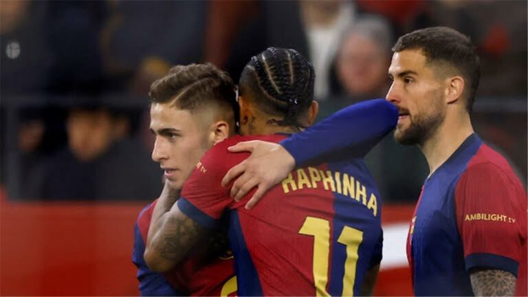 فيديو | المباراة تشتعل.. لاعب برشلونة يغادر بالبطاقة الحمراء أمام إشبيلية
