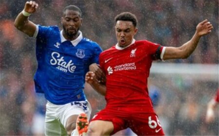 ديربي ميرسيسايد أمام عبء الإصابات.. 9 غيابات تضرب ليفربول وإيفرتون
