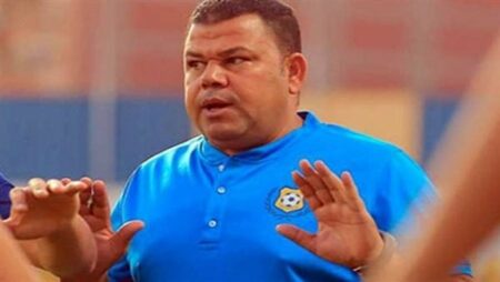 حمد إبراهيم يضع الإسماعيلي في ورطة قبل مواجهة الأهلي.. ويعتذر عن استكمال مهمته مع الدراويش