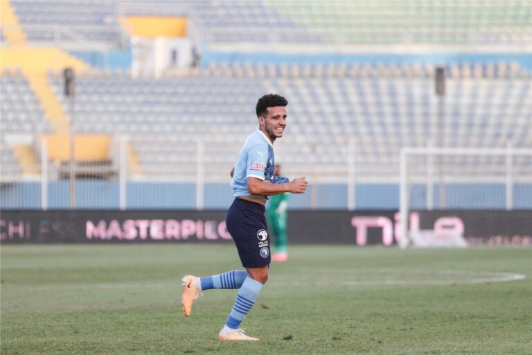فيديو | مصطفى فتحي يسجل هدف بيراميدز الثاني أمام حرس الحدود