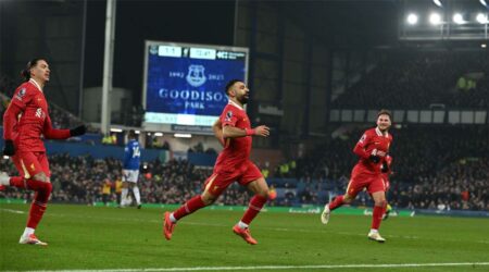 ترتيب هدافي الدوري الإنجليزي بعد هدف محمد صلاح في مباراة ليفربول وإيفرتون
