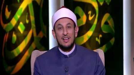 الشيخ رمضان عبد المعز: تحويل القبلة كان اختبارًا إلهيًا لتمييز المؤمنين عن المنافقين