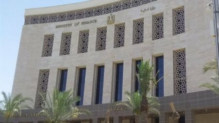 رغم ارتفاع العروض.. تراجع مبيعات أذون الخزانة الحكومية الى 17.5 مليار جنيه