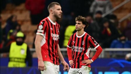 أولى مفاجآت الملحق.. ميلان يودع دوري أبطال أوروبا بالتعادل مع فينورد