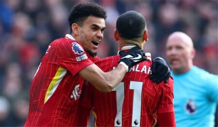 لويس دياز: محمد صلاح يقدم كل ما لديه لـ ليفربول مثل ڤان دايك وأرنولد