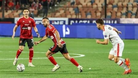 مصطفى عزام: مباراة القمة ستقام بوجود تقنية الـVAR