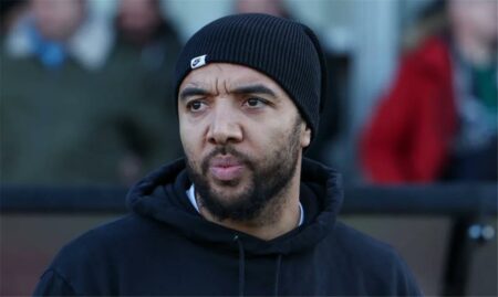 آمل أن أكون مخطئاً.. ديني يثير الجدل حول مستقبل محمد صلاح مع ليفربول