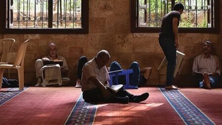 الأوقاف عن الاعتكاف خلال رمضان: متاح لأهالي منطقة المسجد في المقام الأول