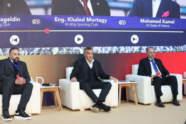 الأهلي يستعرض رؤيته في الإدارة والاستثمار خلال جلسة نقاشية بـ سبورتس إكسبو 2025