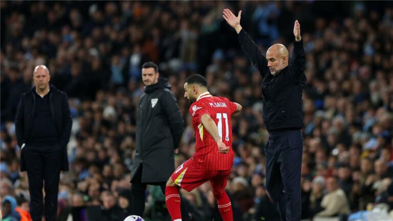 فيديو | ابتعد عنه.. جوارديولا يثير قلق جمهور ليفربول بتصرفه مع محمد صلاح