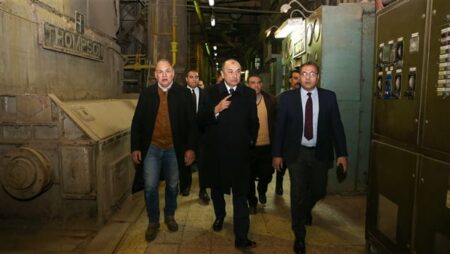 بعد وفاة 3 عمال.. وزير قطاع الأعمال يوجه بسرعة صرف التعويضات لضحايا حادث الغزل والنسيج بالمحلة