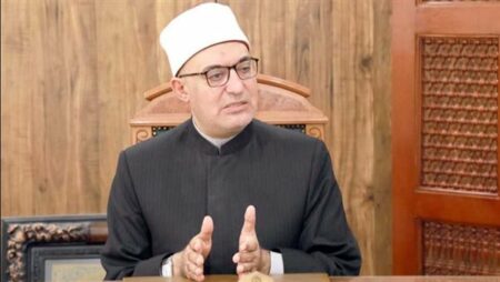 الإفتاء: يجب الالتزام بما يصدُر عن مفتي الجمهورية في تحديد بداية شهر رمضان