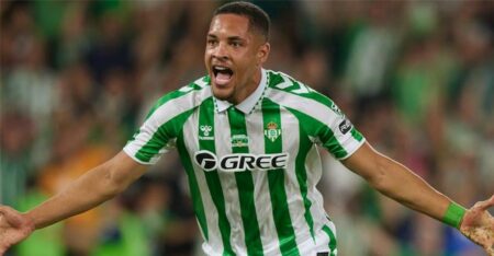 منافس الأهلي في المونديال | بيلجريني يعلن انتقال فيتور روكي إلى بالميراس