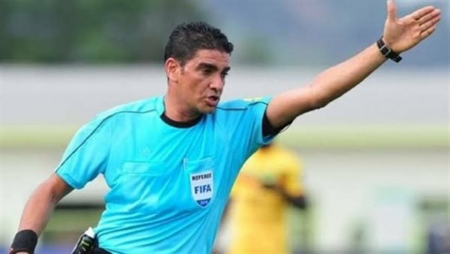 إبراهيم نور الدين: أنا ضد إسناد مباراة الأهلي والزمالك لـ حكام أجانب