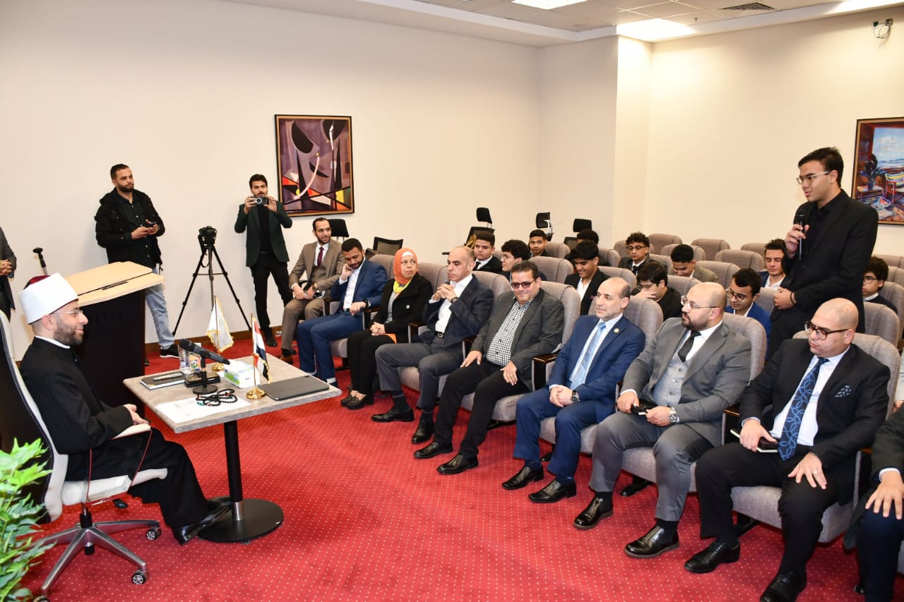 وزير الأوقاف يستقبل طلاب مدرسة القديس بولس الفرير بشبرا 7 وزير الأوقاف يستقبل طلاب مدرسة القديس بولس الفرير بشبرا