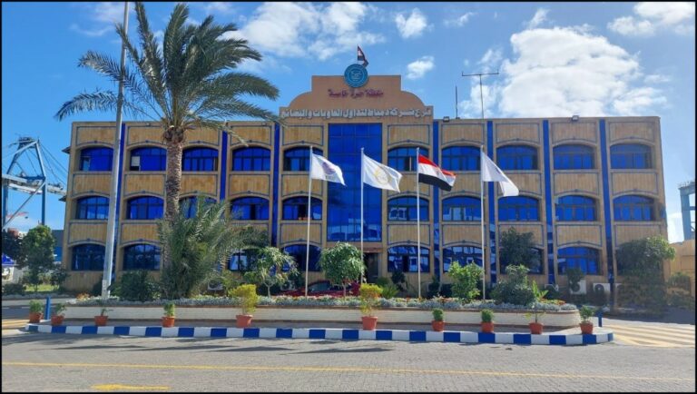 البورصة تقرر قيد زيادة رأسمال دمياط لتداول الحاويات إلى 1.5 مليار جنيه