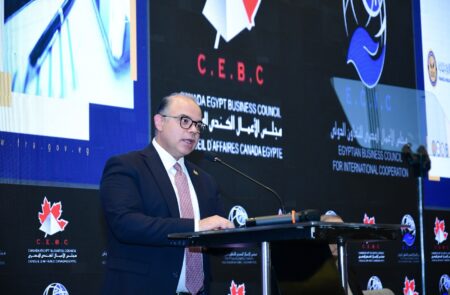 الرقابة المالية تستعرض جهود تطوير القطاع المالي غير المصرفي وما توفره من آفاق استثمارية
