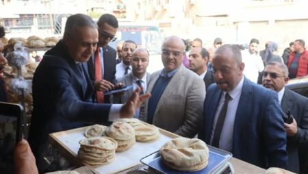 ضرورة الإعلان عن الأسعار والالتزام بالبيع