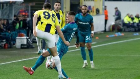 رغم التعادل والشغب.. فنربخشة يبلغ دور الـ16 بالدوري الأوروبي على حساب أندرلخت