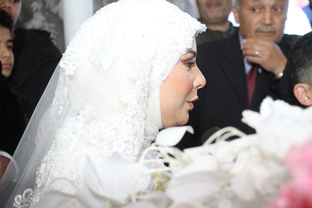 زفاف الزميلة أسماء خليل والدكتور محمود سمير.. الفريق مهاب مميش وعبدالرحيم علي شاهدان على عقد القران 26 زفاف الزميلة أسماء خليل والدكتور محمود سمير.. الفريق مهاب مميش وعبدالرحيم علي شاهدان على عقد القران