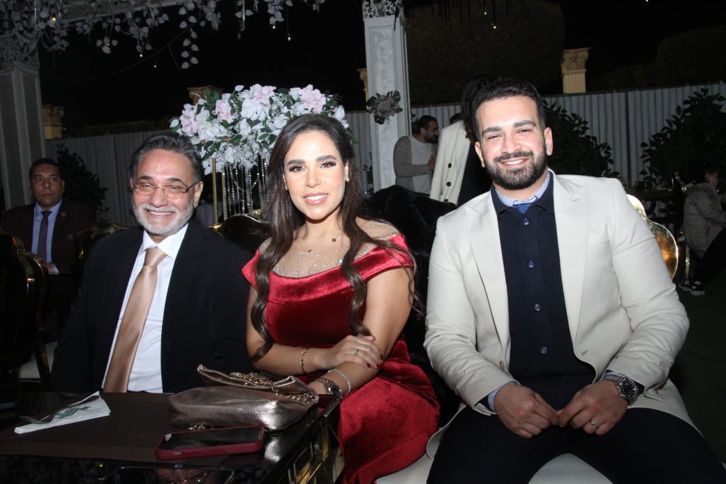 زفاف الزميلة أسماء خليل والدكتور محمود سمير.. الفريق مهاب مميش وعبدالرحيم علي شاهدان على عقد القران 13 زفاف الزميلة أسماء خليل والدكتور محمود سمير.. الفريق مهاب مميش وعبدالرحيم علي شاهدان على عقد القران