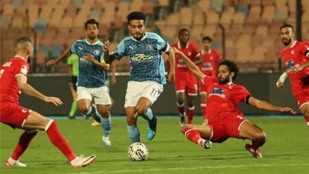 بيراميدز يسعى للعودة لقمة الدوري في مواجهة مودرن سبورت "المتذيل"