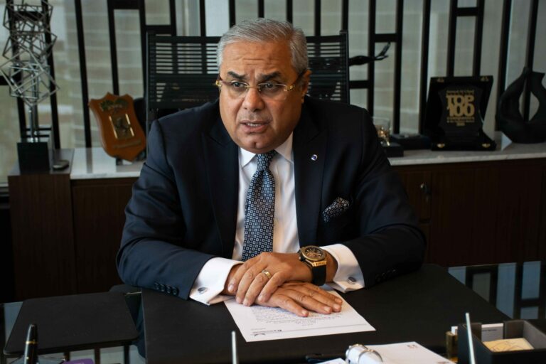 هاشم السيد يحصد مقعد ممثلي شركات السوق الرئيسي بمجلس إدارة البورصة المصرية