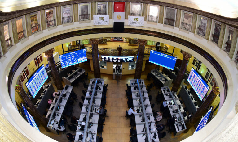 البورصة المصرية تصعد أعلى مستوى 30250 نقطة في منتصف التعاملات