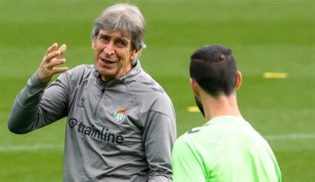 بيليجريني: ريال مدريد يمكنه الفوز بكل شيء سواء اشتكى من الحكام أم لا