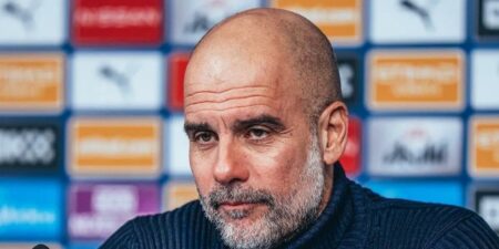 جوارديولا يحسم مستقبل ثنائي مانشستر سيتي.. ويتجنب دي بروين