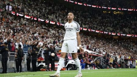 مبابي يقود هجوم ريال مدريد لمواجهة ريال بيتيس في الدوري الإسباني