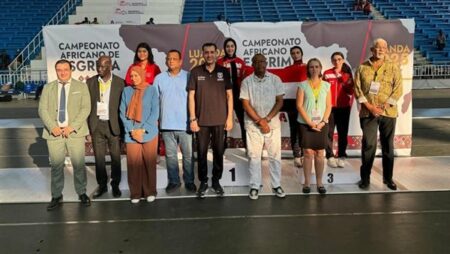 شباب وشابات مصر تحت 17 سنة يضيفون 5 ميداليات جديدة ببطولة أفريقيا للسلاح