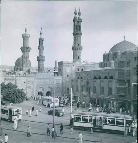 في ذكرى التأسيس .. صور ترصد مراحل تطور الجامع الأزهر عبر العصور المختلفة 6 في ذكرى التأسيس .. صور ترصد مراحل تطور الجامع الأزهر عبر العصور المختلفة