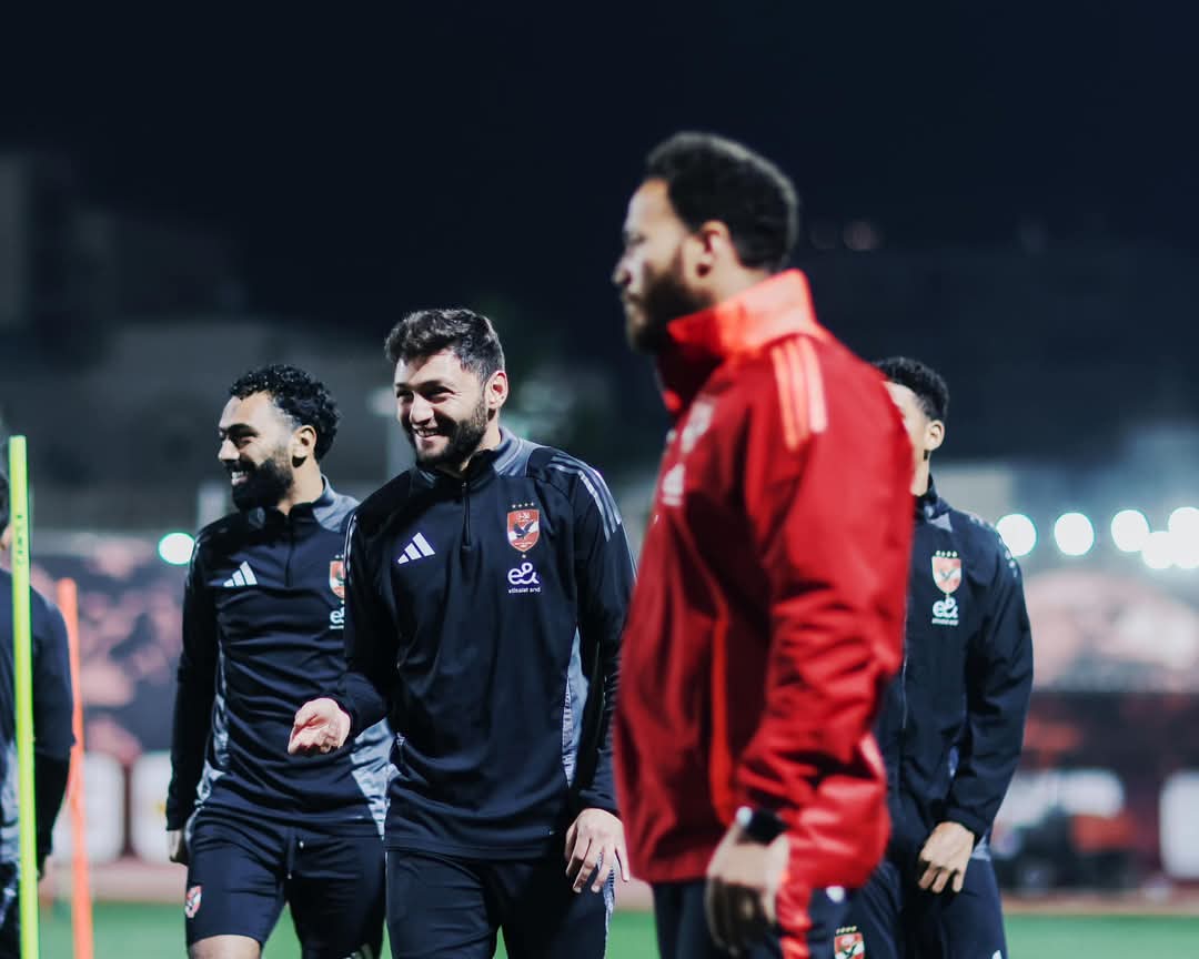 كواليس القمة 130| تركيز وحماس في تدريبات الأهلي استعدادًا لمواجهة الزمالك.. صور