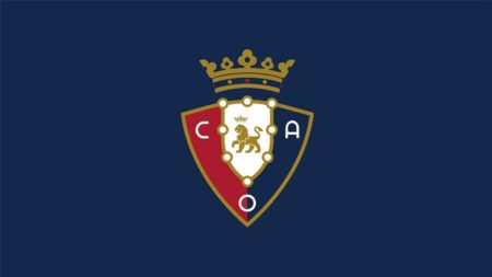 أوساسونا يوجه بيانًا إلى برشلونة بعد تأجيل مباراتهما في الدوري الإسباني