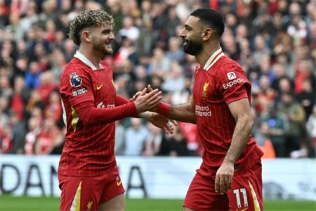 هارفي إليوت: محمد صلاح ليس حقيقيًا ويثبت خطأ العالم كل موسم