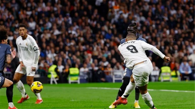 فيديو | مبابي يسجل هدف ريال مدريد الأول أمام رايو فاليكانو في الدوري الإسباني