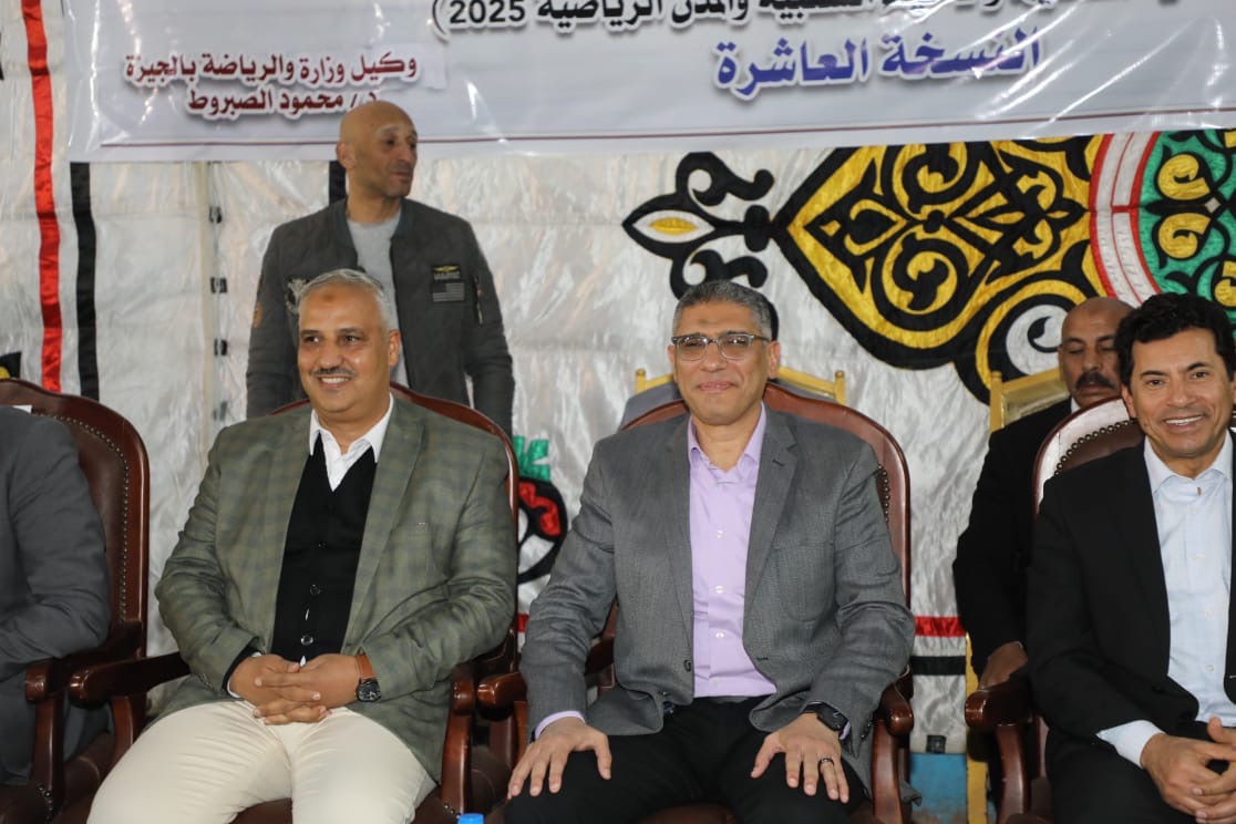 تفاصيل زيارة وزير الرياضة للساحة الشعبية بالجيزة 14 تفاصيل زيارة وزير الرياضة للساحة الشعبية بالجيزة