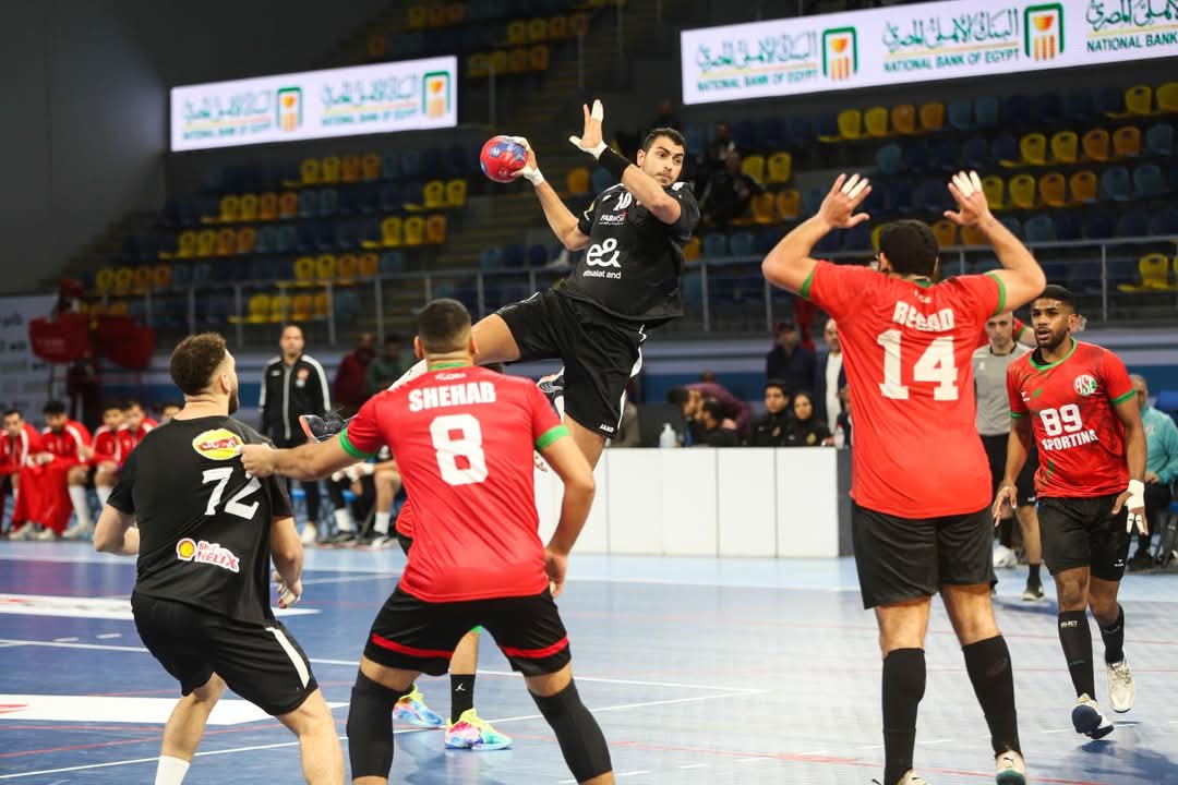 الأهلي يهزم سبورتنج ويتوج بالسوبر المصري لكرة اليد 3 الأهلي يهزم سبورتنج ويتوج بالسوبر المصري لكرة اليد