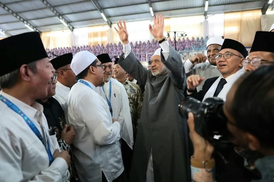 وكيل الأزهر: شاركنا في الحرب مع الشعب وما يحدث في غزة جريمة إنسانية 18 وكيل الأزهر: شاركنا في الحرب مع الشعب وما يحدث في غزة جريمة إنسانية